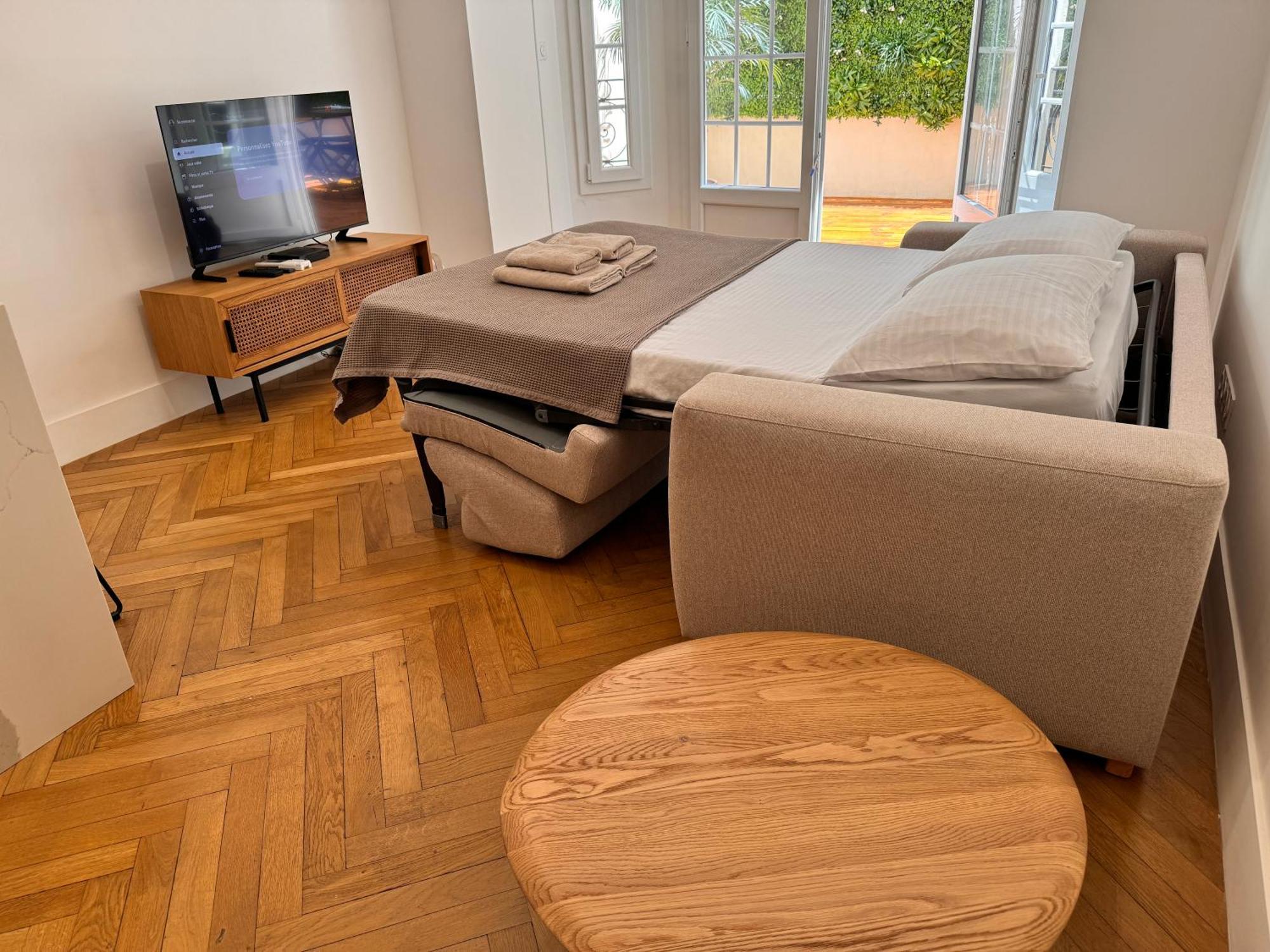 Appartamento Elegant Central Flat With Private Terrace In Nizza
